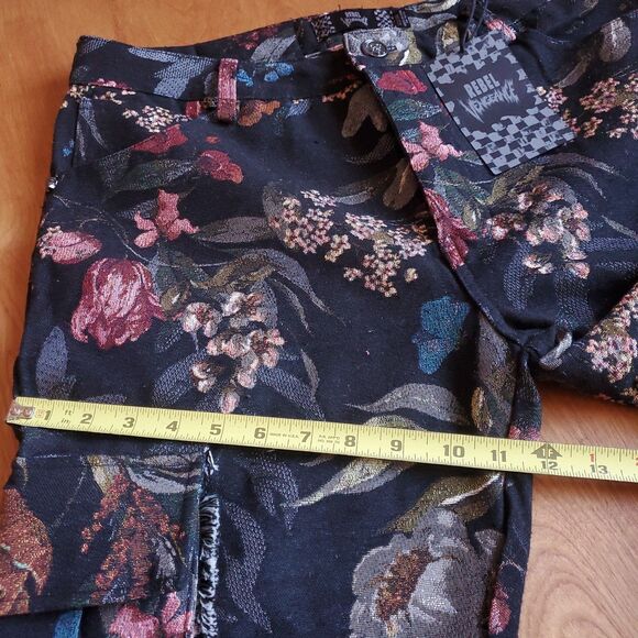 REBEL Vengeance Black Floral Tapestry Pants 32x30 (33x31 Actual) Streetwear Goth - Picture 13 of 14